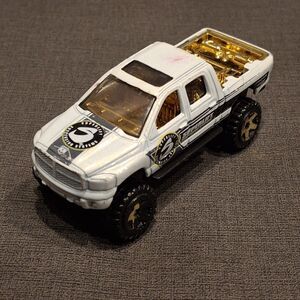 Hot Wheels 2006 Dodge RAM 1500 Truck Superlift Suspension Systems Diecast Toy